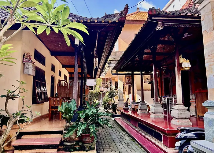 Wirya House